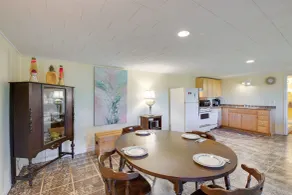 Maine Retreat w/ Ocean Views, Walk to Downtown! - Innenbereich