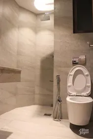 The Blue Jay Hostel - Bathroom