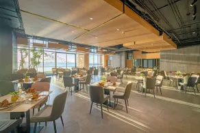 The Code Hotel & Spa Da Nang - Complimentary Daily Afternoon Tea in Sky Bar - Restaurant