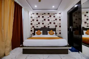 Treebo Green View, Noida - Quarto