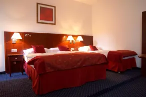 Hotel Grand - Quarto
