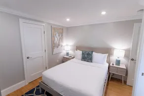The Newport Lofts - 548 Thames Street - Room