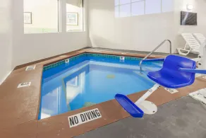 Days Inn by Wyndham Pentwater - Pool