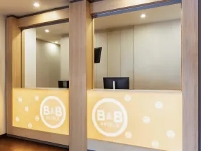 B&B Hotel Düsseldorf-Hbf - Lobby
