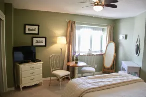 A Touch of Country Bed & Breakfast - Chambre