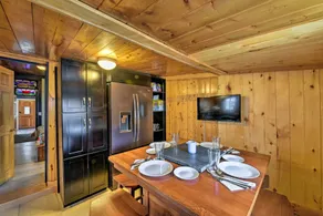 0601: Downtown Salida Cottage w/ Fireplace + Yard - Innenbereich