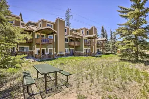 Escapade au ski ! Appartement avec vue sur la montagne près de la station de Keystone - Intérieur
