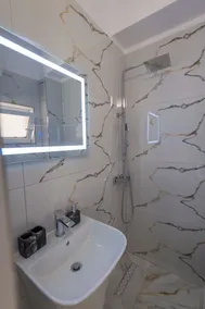 Hotel Porti - Badezimmer