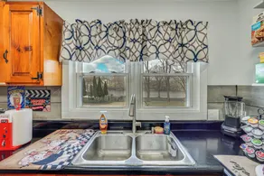 Waterfront Wallkill Duplex Home w/ Fire Pits! - Interni