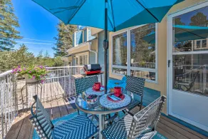 Eclectic Home w/ Deck: 4 Miles to Ski Cloudcroft! - Interior