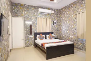 FabHotel Kings Suites Banaswadi - Rom