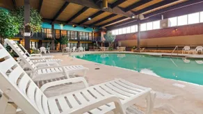 Crossroads Hotel & Event Center - Piscine
