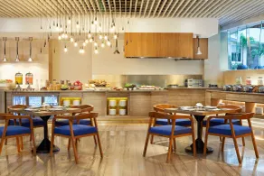 Courtyard by Marriott Bandung Dago - Restaurant