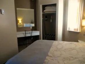 Motel Invitation - Værelse