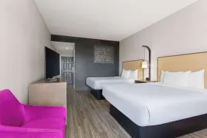 La Quinta Inn & Suites by Wyndham Ft. Pierce - Chambre