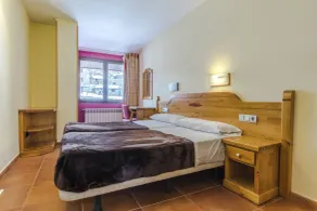 Apartaments Sant Moritz - Zimmer