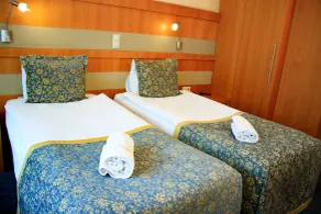 Burcman Hotel - Room