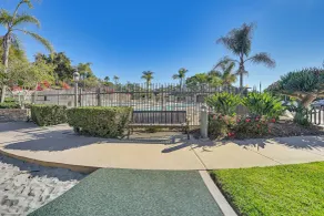 Private & Spacious Deluxe Rolling Hills Ranch Gem - Innvendig