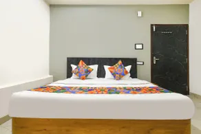 FabHotel Paradise Inn - Quarto