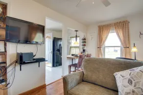 Red Gates Cottage 3 Miles to University! - Intérieur