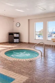 La Quinta by Wyndham Kerrville - Piscine