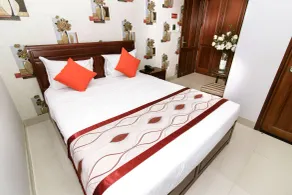 Long Bao Chau Hotel - Room