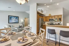 Family & Pet Friendly! Desert Oasis in Avondale - Interior