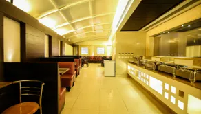 Hotel The Prime Balaji Deluxe, City Centre, With Free Airport Pickup - Restaurant
