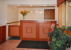 Econo Lodge Traverse City South - Reception