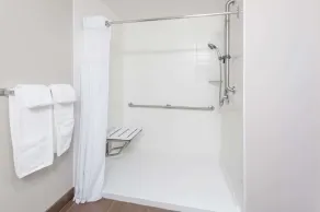 Microtel Inn & Suites by Wyndham Fort Saint John - Salle de bain