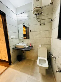 Hotel Dayal Regency, Sushant Lok sector 29, Near Fortis Hospital - Room