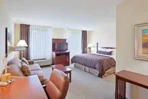 Staybridge Suites Everett - Paine Field by IHG - Chambre
