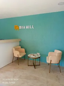 Mia Hill Suites - Reception