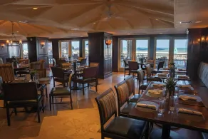 The Shores Resort & Spa - Restaurang