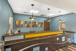 Best Western Plus Chain of Lakes Inn & Suites - Reception