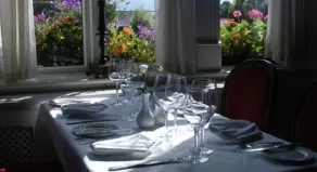 Scholars Townhouse Hotel - Restaurante