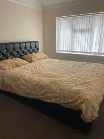 Cleeve Road House - Camera