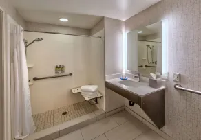 Holiday Inn Express Hotel & Suites Minden by IHG - Salle de bain