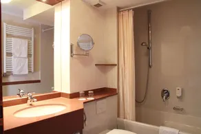 Hotel am Schlosspark Zum Kurfürst - Bathroom