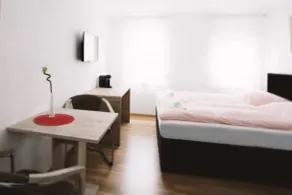 Waldheim - Room
