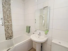 Cottage avec jardin et terrasse - Salle de bain