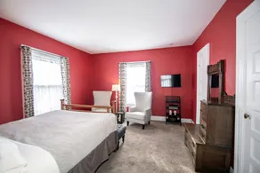 Looking Glass Inn - Chambre