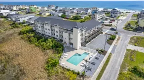Tiffany's Motel & Condos - Pool