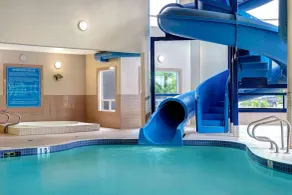 Days Inn by Wyndham Medicine Hat - Piscine