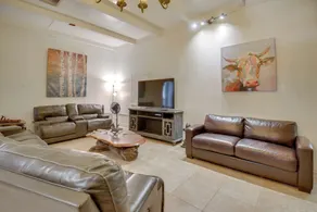 Private 3-acre Retreat w/ Game Room in Bunnell! - Intérieur