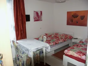 Blumenhotel - Room