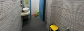 The Funky Village - Bathroom