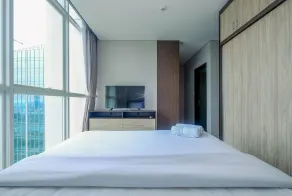 Spacious 2BR at Ciputra International Apartment By Travelio - Room