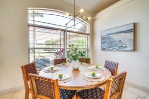 Spacious Oasis w/ Lagoon Pool & Spa in Cape Coral! - Intérieur