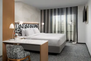 SpringHill Suites by Marriott New York Queens - Room